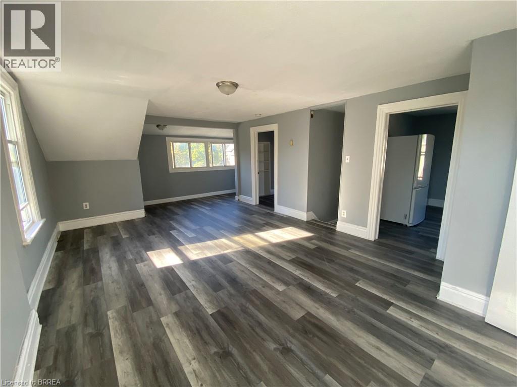 99 Dundas Street, Brantford, Ontario  N3R 1S4 - Photo 17 - 40776571
