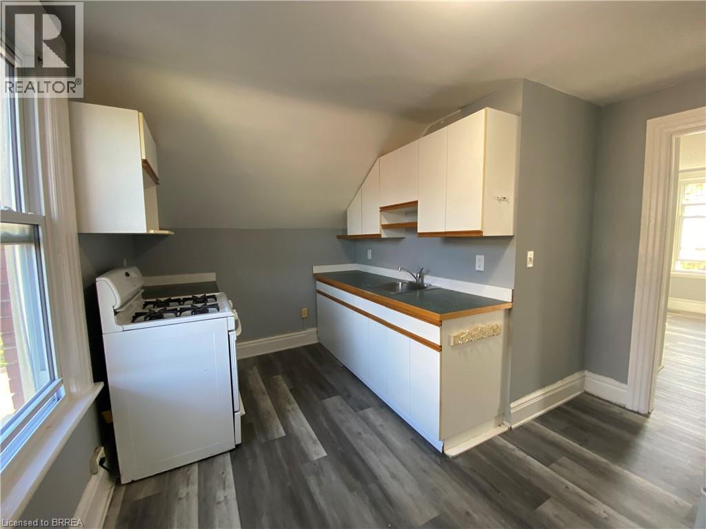 99 Dundas Street, Brantford, Ontario  N3R 1S4 - Photo 21 - 40776571