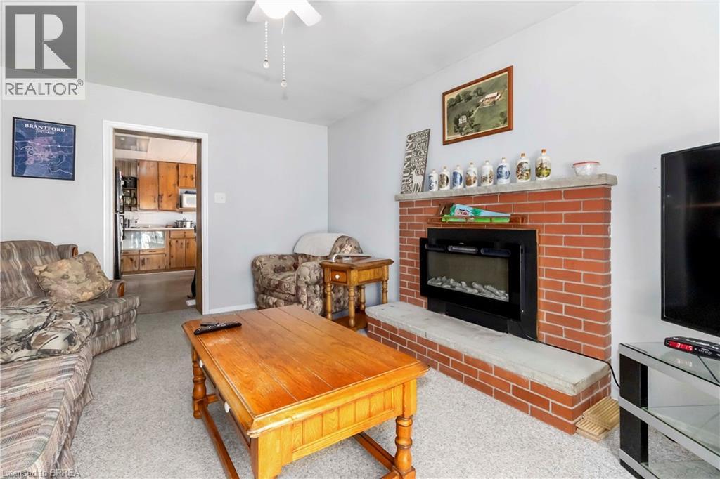 99 Dundas Street, Brantford, Ontario  N3R 1S4 - Photo 5 - 40776571