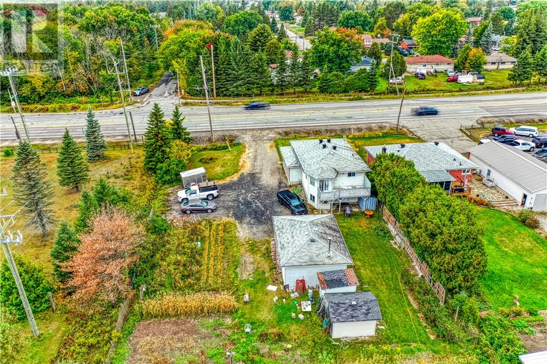 3510 Hwy 69 N, Val Caron, Ontario  P3N 1R9 - Photo 3 - 2124858