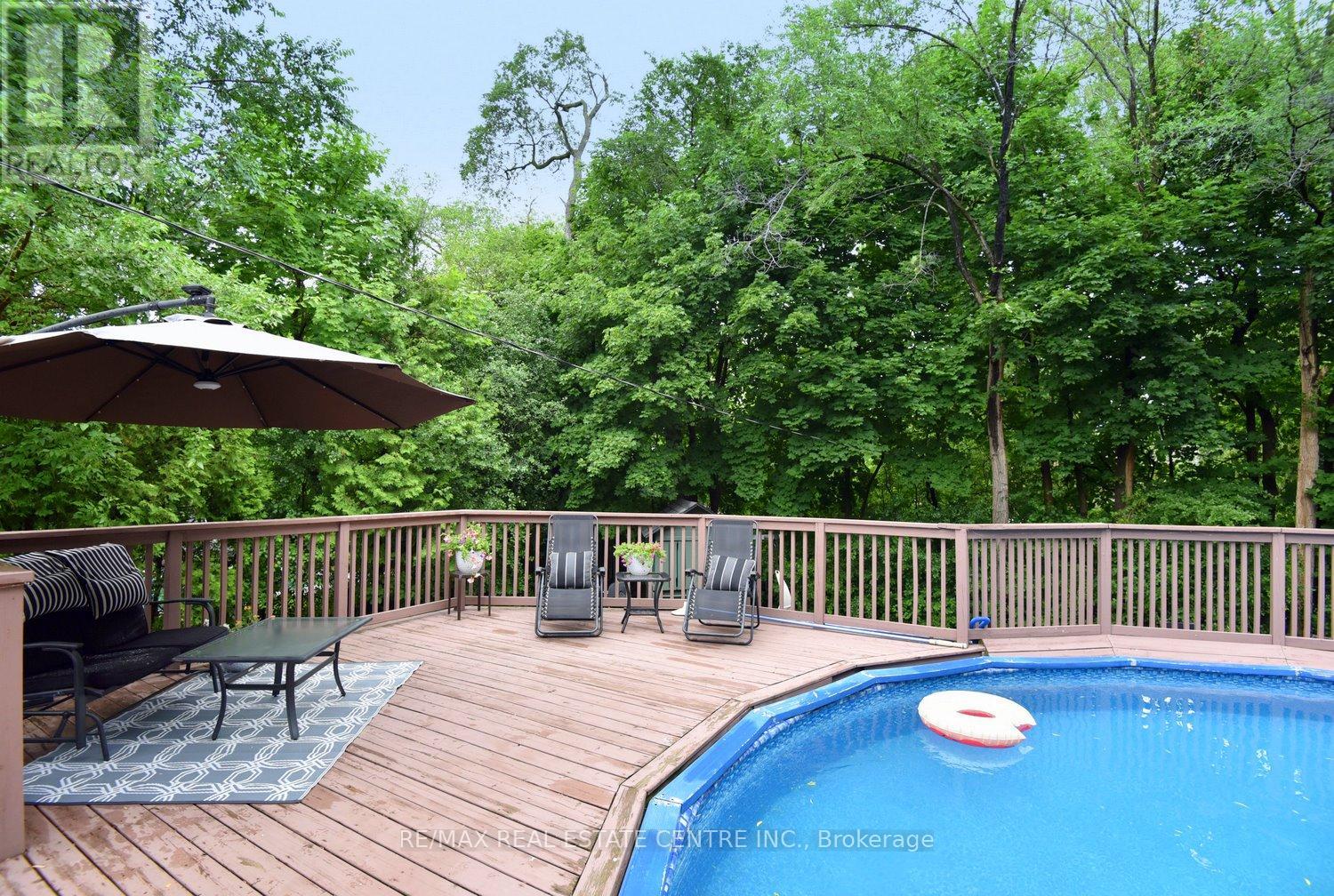 405 Erindale Drive, Burlington, Ontario  L7L 4T3 - Photo 48 - W12454606