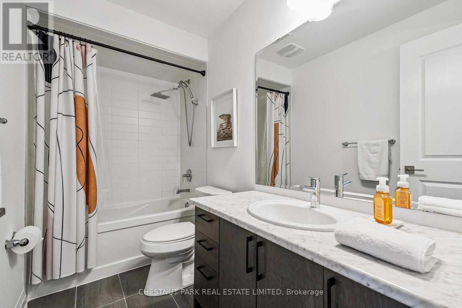 4005 Sixth Line, Oakville, Ontario  L6H 7C7 - Photo 22 - W12454616