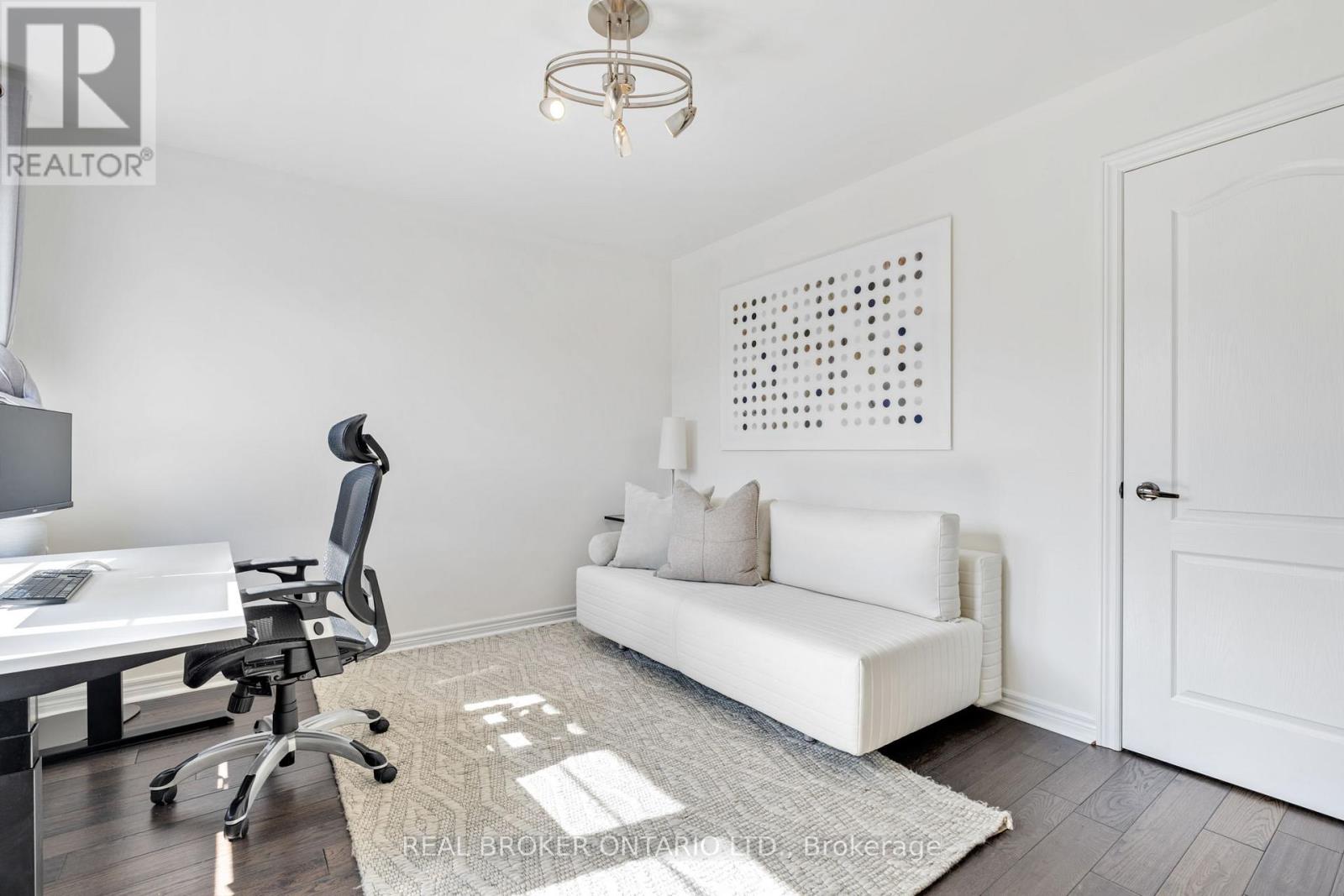 4 Mugford Crescent, Brampton, Ontario  L6Y 6A7 - Photo 27 - W12454619