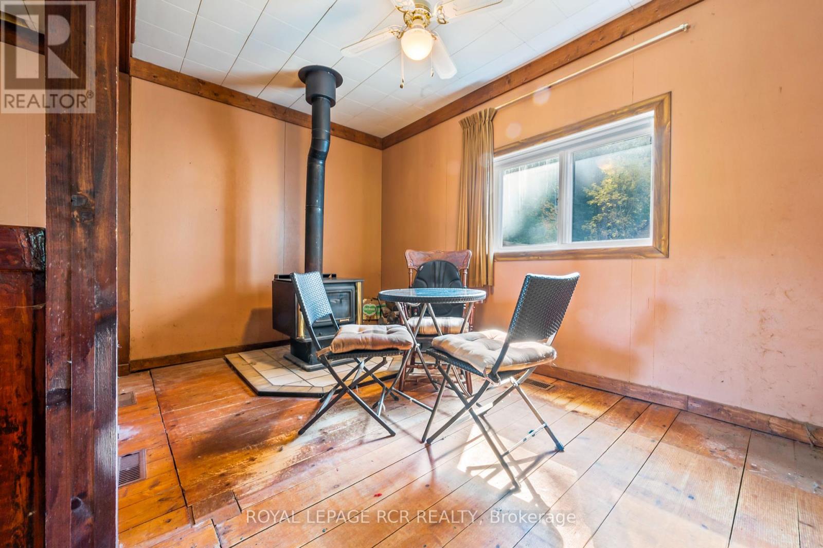 19726 Airport Road, Caledon, Ontario  L7K 0A3 - Photo 12 - W12454631