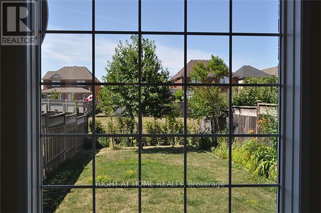 5016 Oscar Peterson Boulevard, Mississauga, Ontario  L5M 7W3 - Photo 10 - W12454661