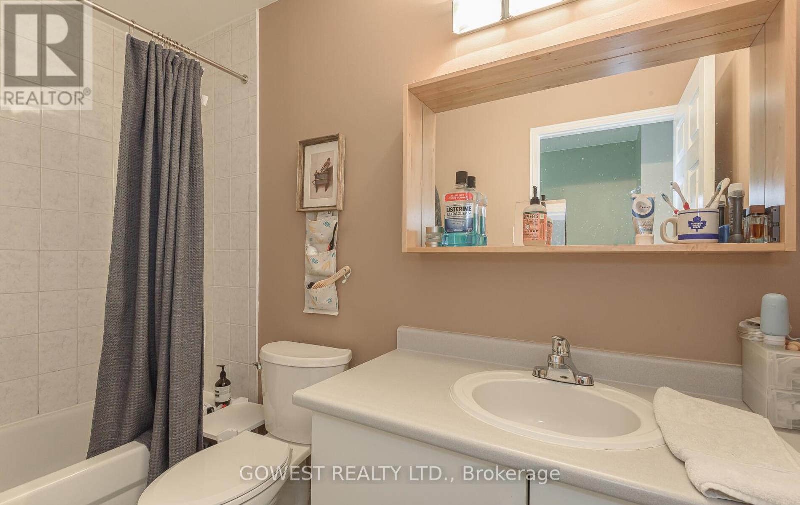 B - 1538 Dupont Street, Toronto, Ontario  M6P 4G7 - Photo 17 - W12454666