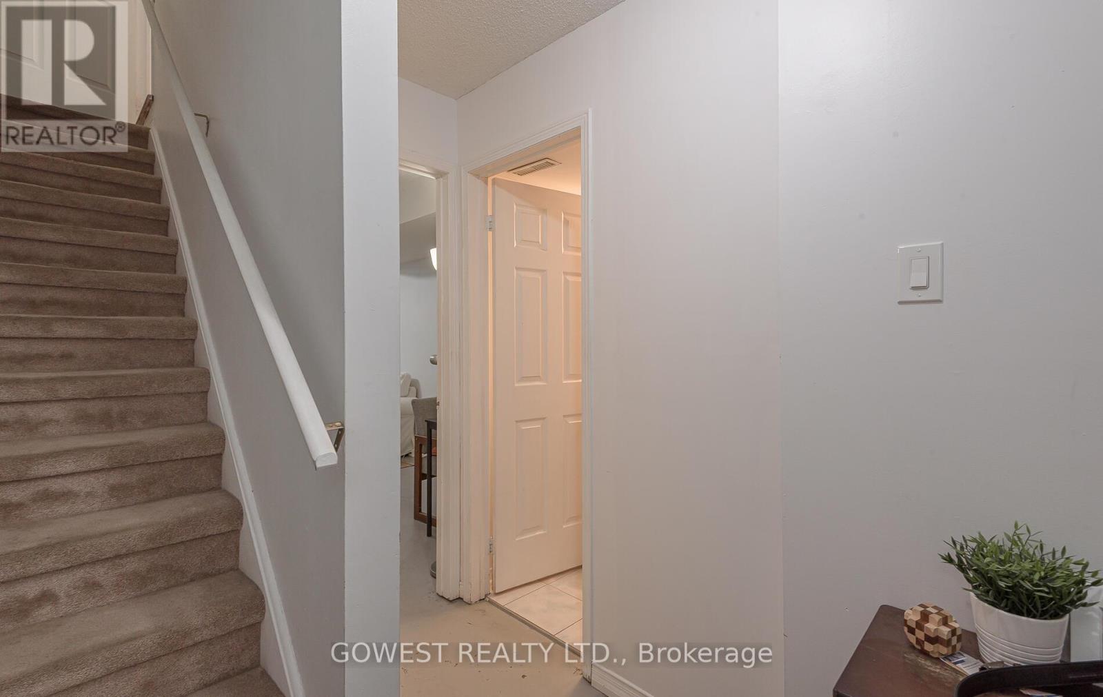 B - 1538 Dupont Street, Toronto, Ontario  M6P 4G7 - Photo 20 - W12454666