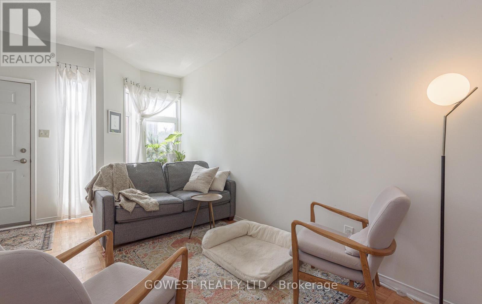 B - 1538 Dupont Street, Toronto, Ontario  M6P 4G7 - Photo 7 - W12454666