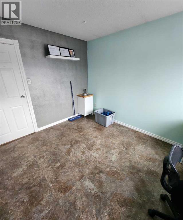 300 Hammond Drive, Fox Creek, Alberta  T0H 1P0 - Photo 16 - A2263460