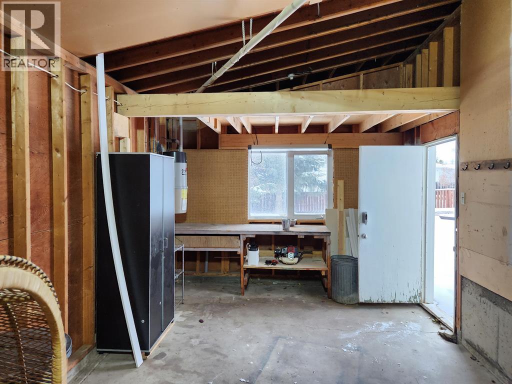 300 Hammond Drive, Fox Creek, Alberta  T0H 1P0 - Photo 41 - A2263460