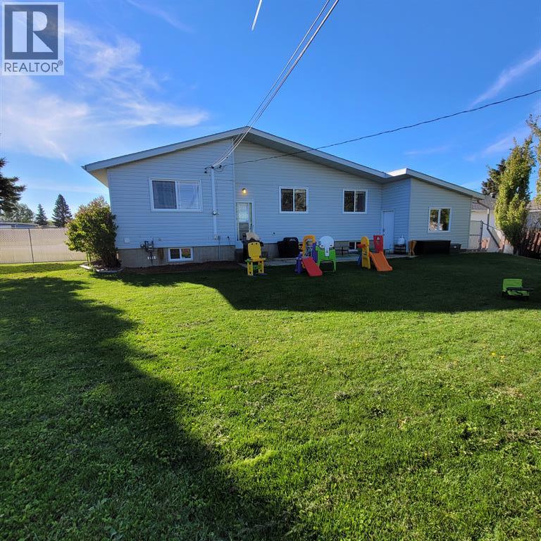 300 Hammond Drive, Fox Creek, Alberta  T0H 1P0 - Photo 45 - A2263460