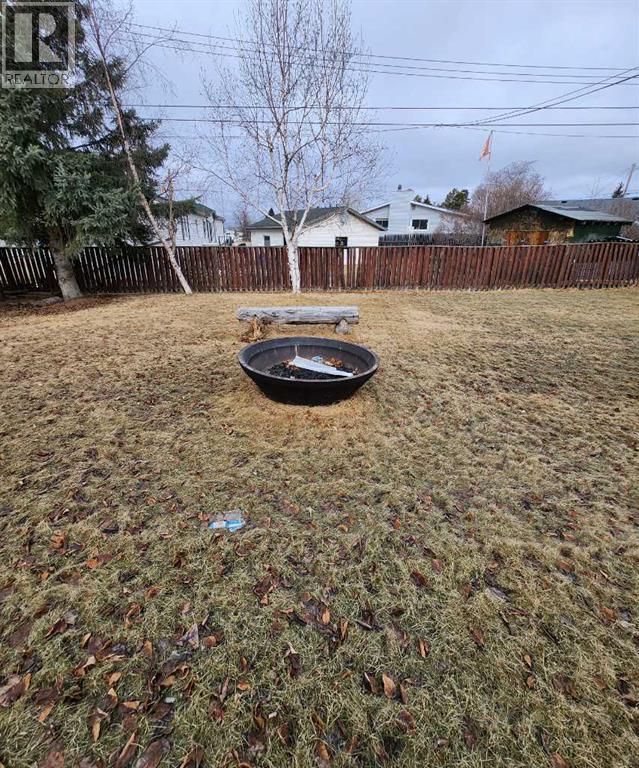 300 Hammond Drive, Fox Creek, Alberta  T0H 1P0 - Photo 48 - A2263460