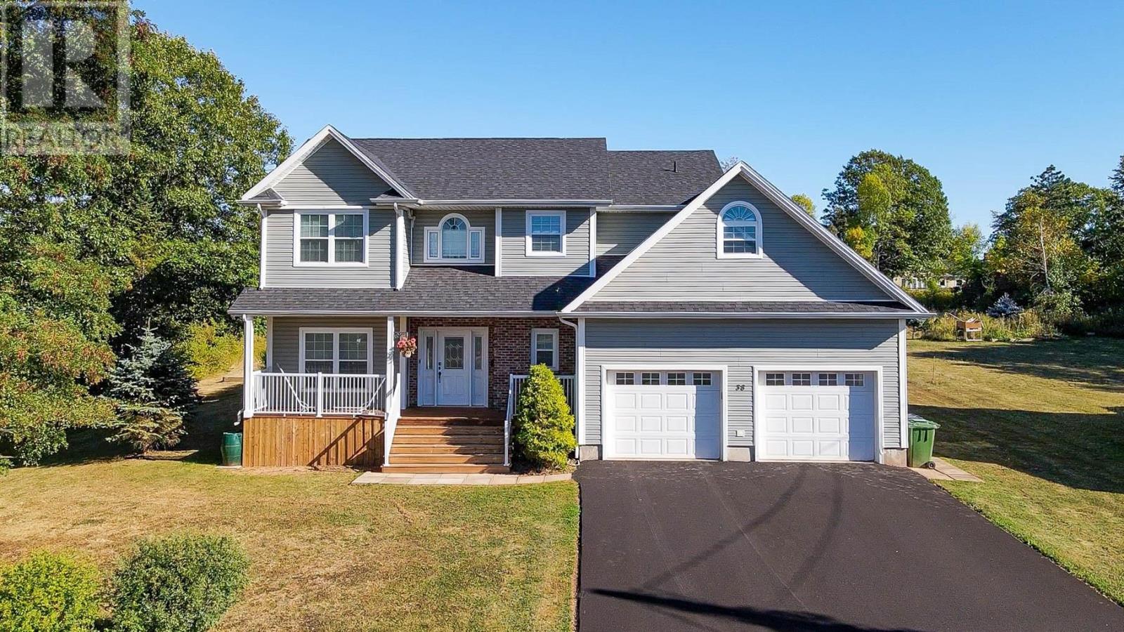 38 Harbour View Drive, Stratford, Prince Edward Island  C1B 1V7 - Photo 1 - 202525531