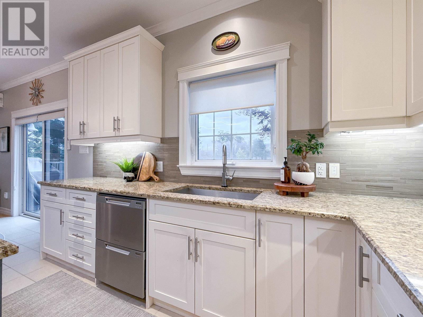 38 Harbour View Drive, Stratford, Prince Edward Island  C1B 1V7 - Photo 17 - 202525531
