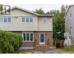 20 Oakwood Court