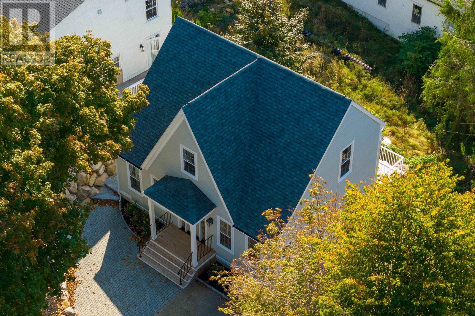 59 Union Street, Chester, Nova Scotia  B0J 1J0 - Photo 3 - 202525517