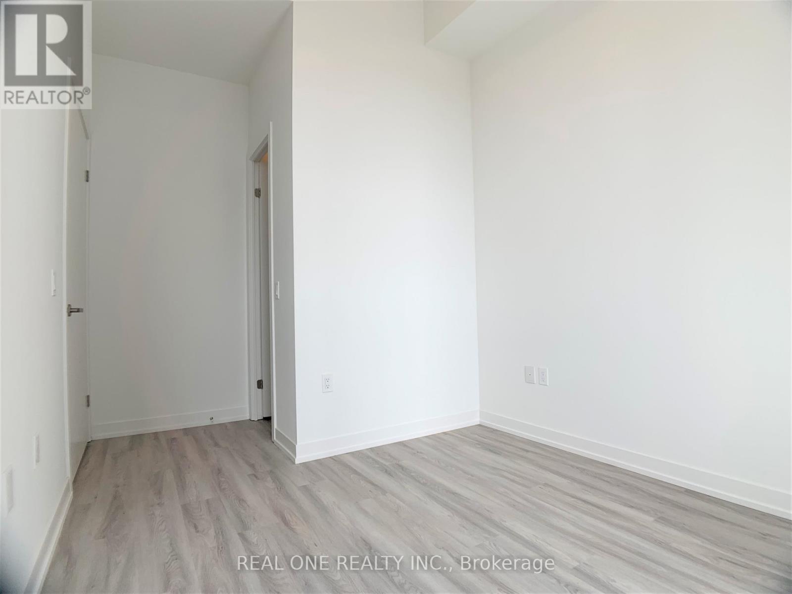 1508 - 55 Cooper Street, Toronto, Ontario  M5E 0G1 - Photo 15 - C12454674