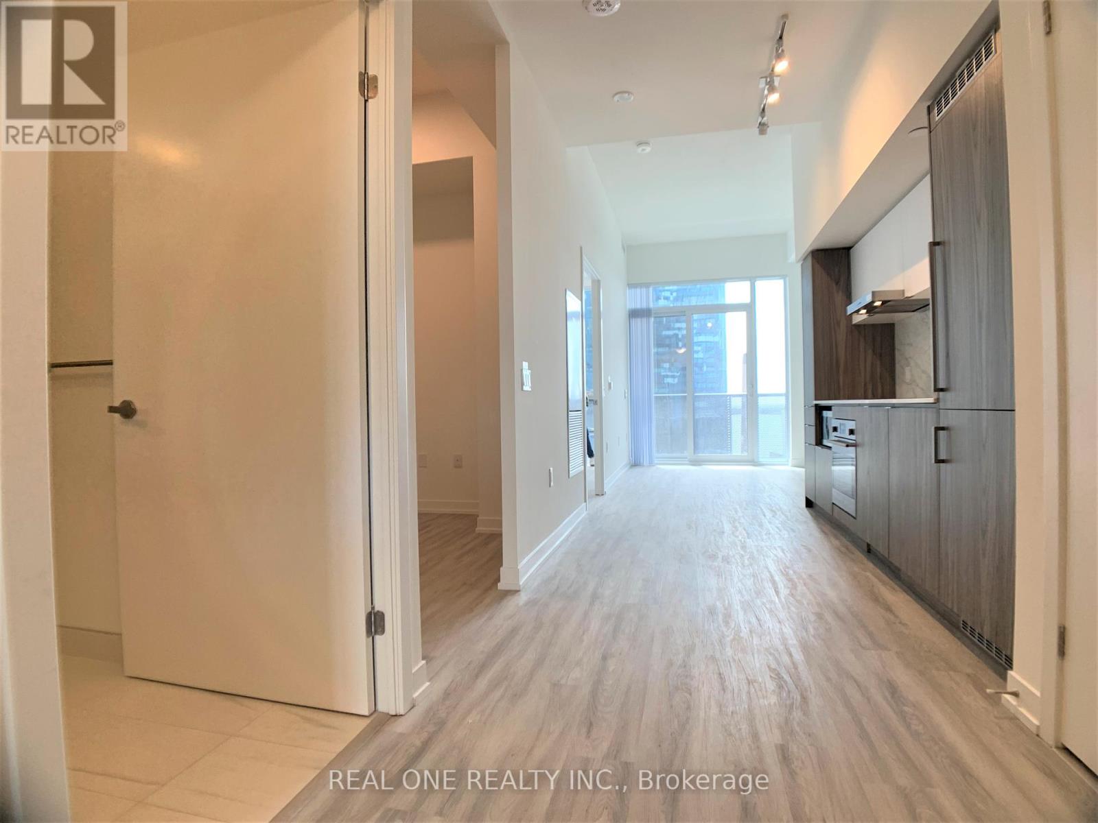 1508 - 55 Cooper Street, Toronto, Ontario  M5E 0G1 - Photo 7 - C12454674