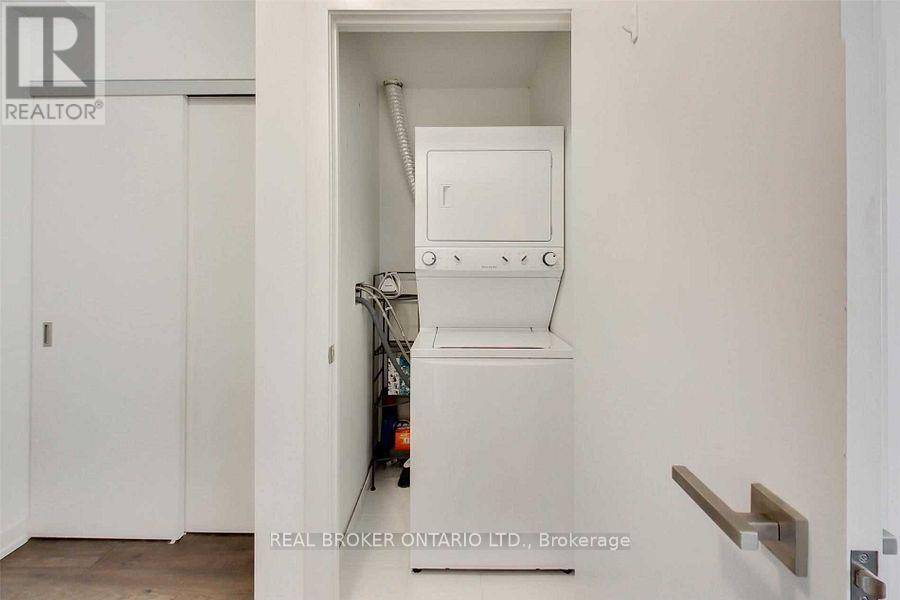 603 - 223 St. Clair Avenue W, Toronto, Ontario  M4V 0A5 - Photo 18 - C12454681
