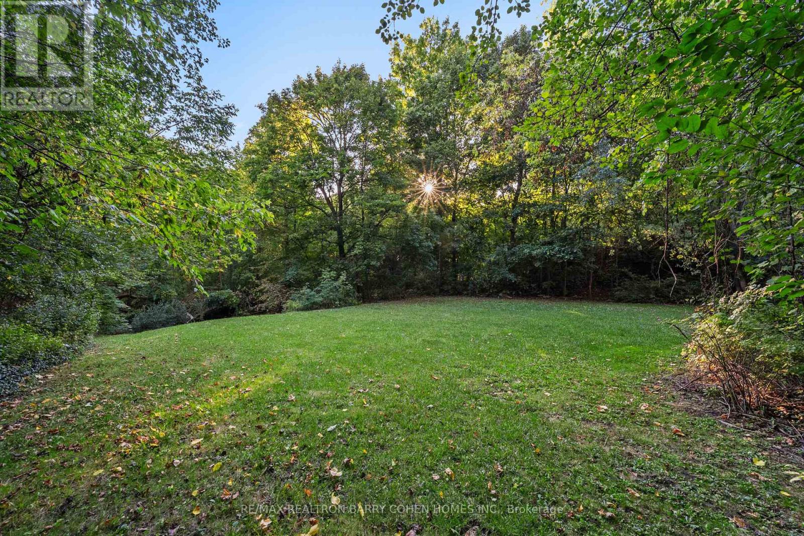 7 Alderbrook Drive, Toronto, Ontario  M3B 1E3 - Photo 23 - C12454692
