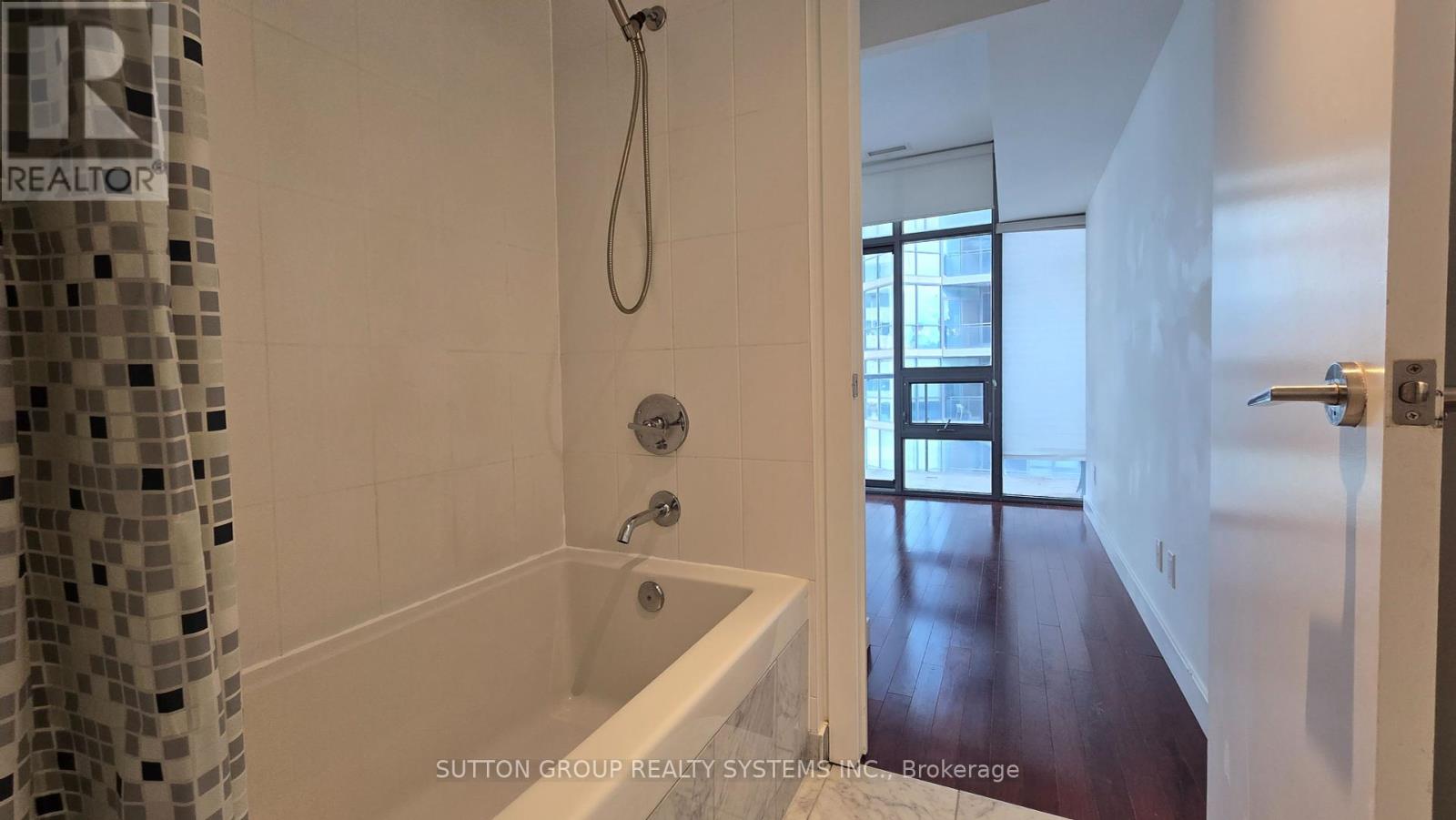 2211 - 33 Charles Street E, Toronto, Ontario  M4Y 0A2 - Photo 20 - C12454698