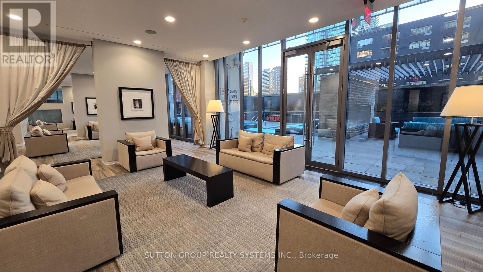 2211 - 33 Charles Street E, Toronto, Ontario  M4Y 0A2 - Photo 26 - C12454698