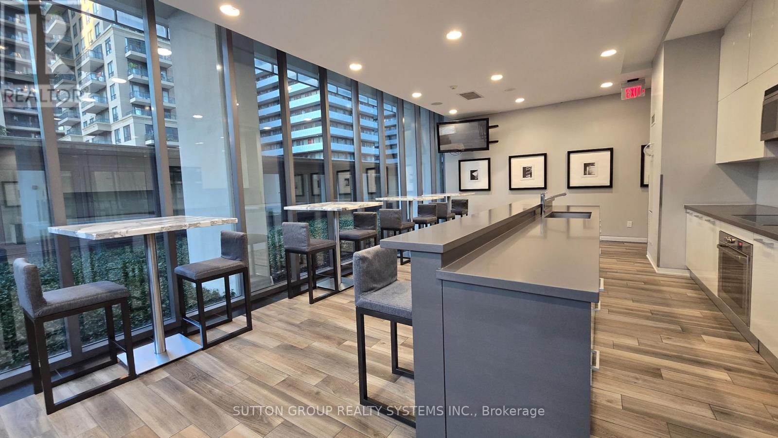 2211 - 33 Charles Street E, Toronto, Ontario  M4Y 0A2 - Photo 27 - C12454698