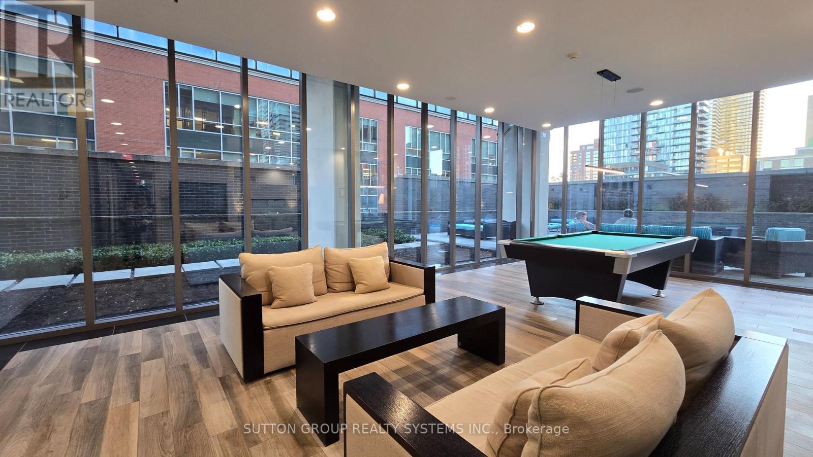 2211 - 33 Charles Street E, Toronto, Ontario  M4Y 0A2 - Photo 31 - C12454698