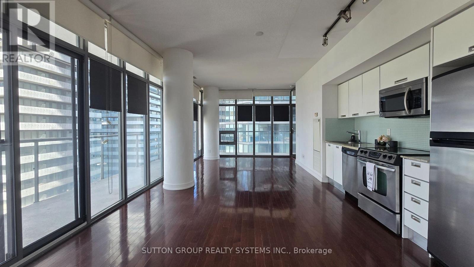 2211 - 33 Charles Street E, Toronto, Ontario  M4Y 0A2 - Photo 4 - C12454698