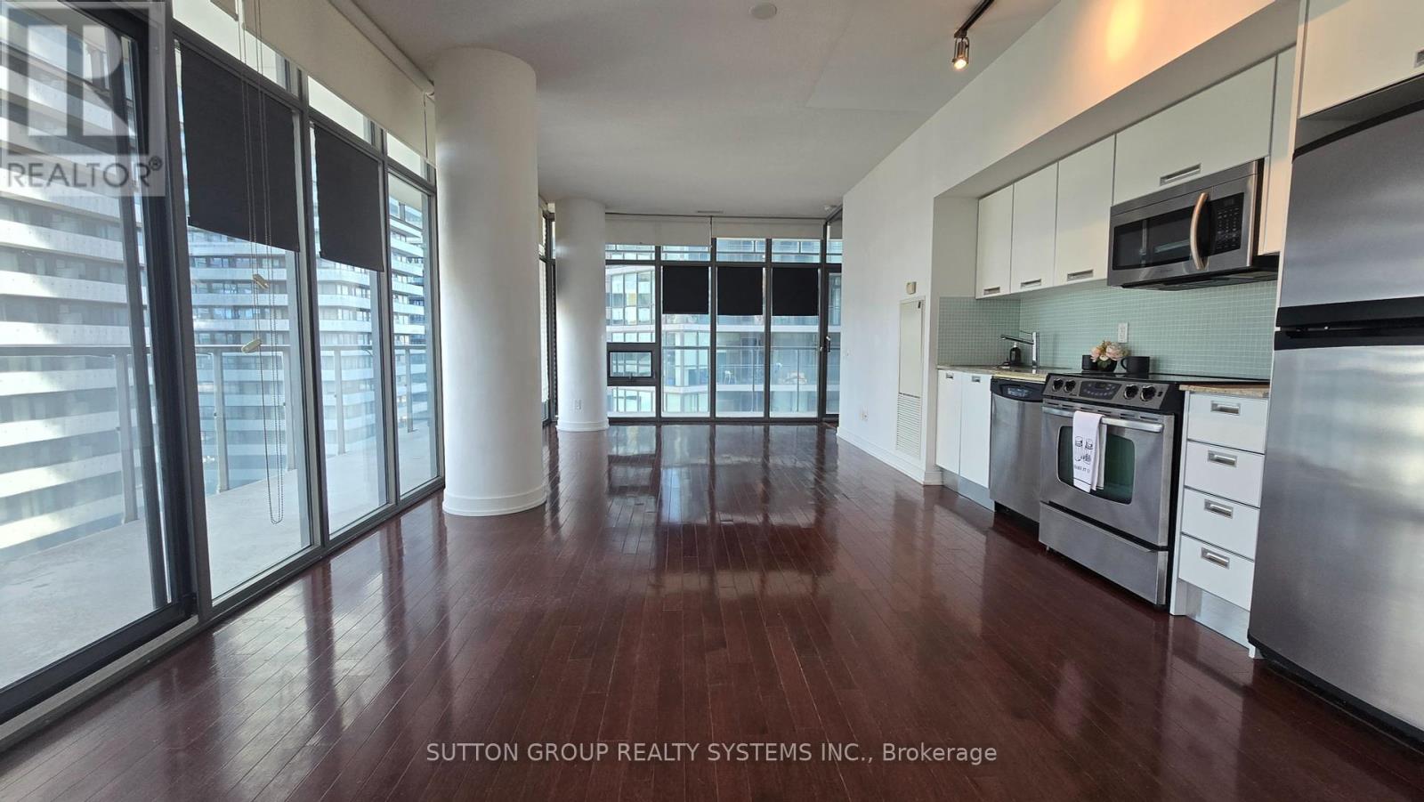 2211 - 33 Charles Street E, Toronto, Ontario  M4Y 0A2 - Photo 8 - C12454698