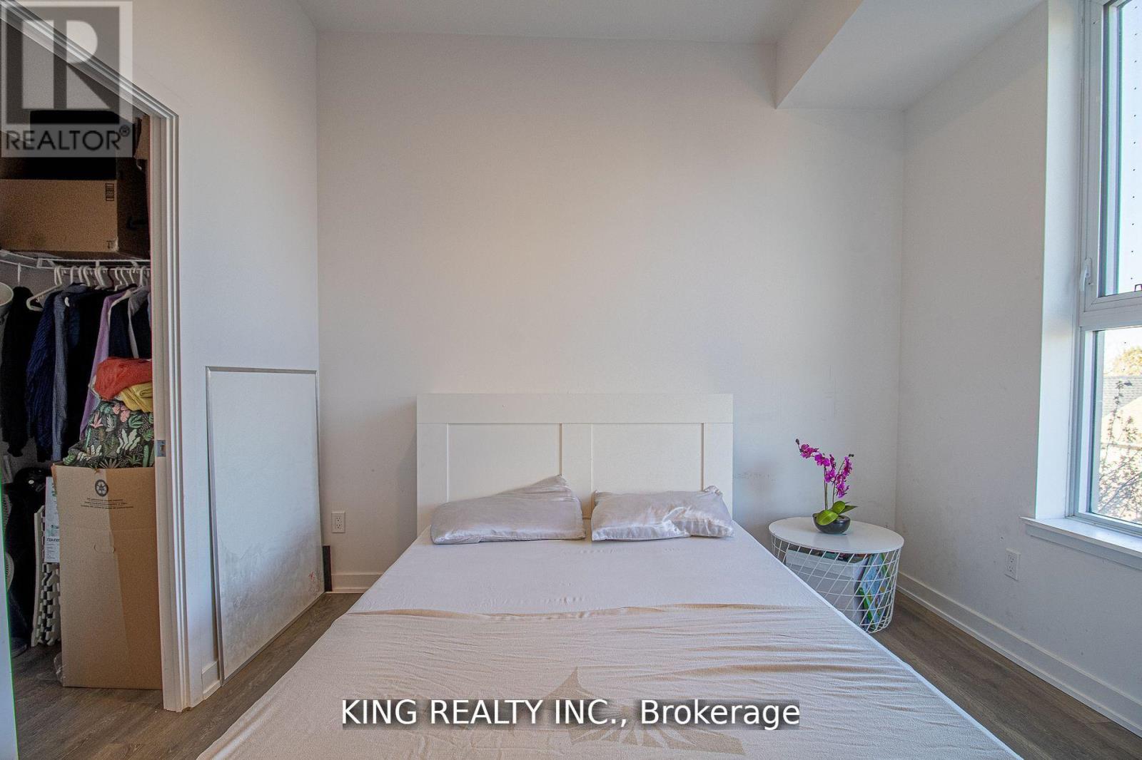 402 - 1 Cardiff Road, Toronto, Ontario  M4P 0G2 - Photo 11 - C12454741
