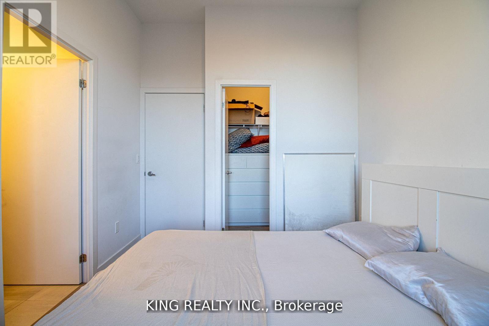 402 - 1 Cardiff Road, Toronto, Ontario  M4P 0G2 - Photo 13 - C12454741