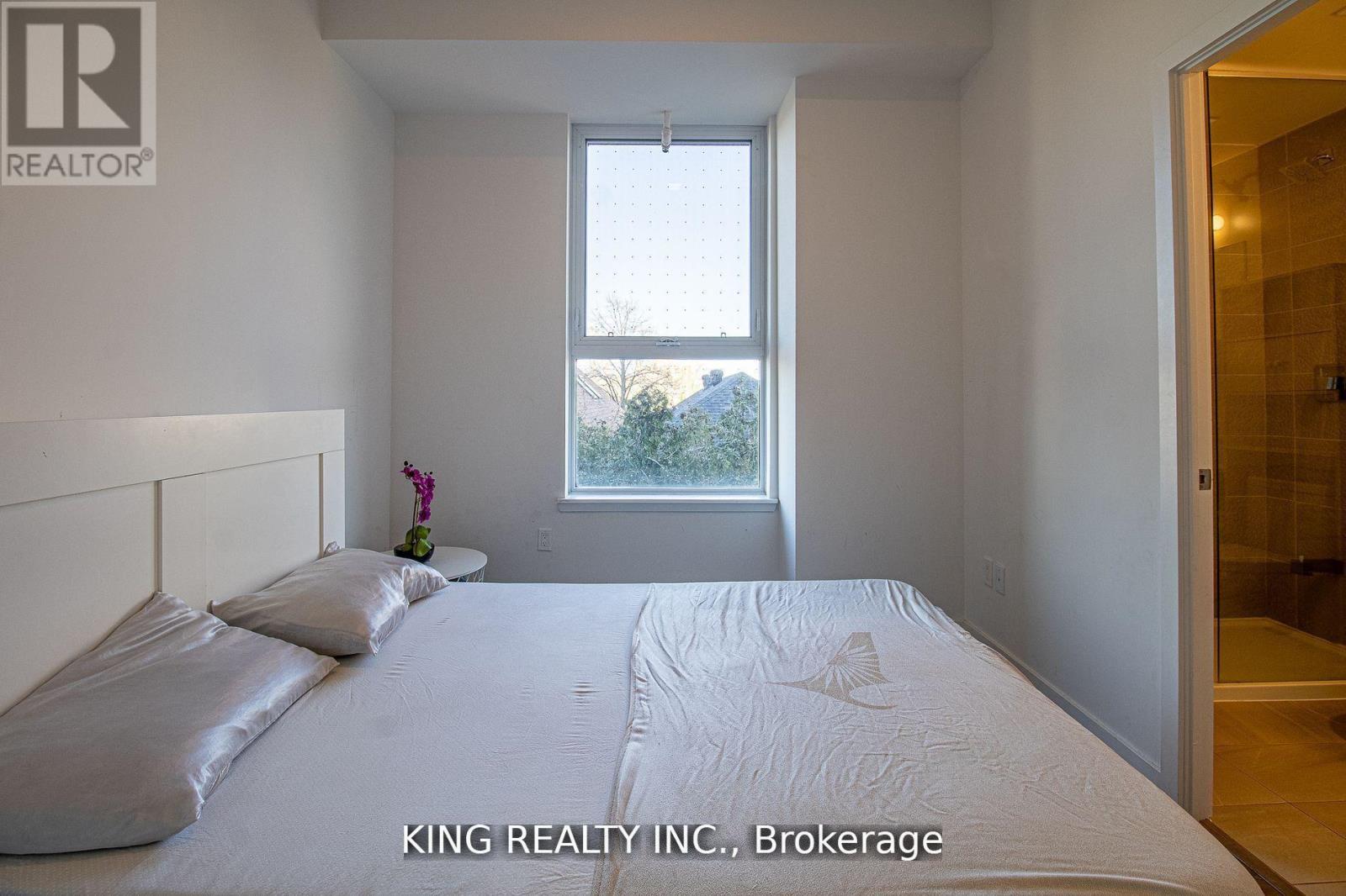 402 - 1 Cardiff Road, Toronto, Ontario  M4P 0G2 - Photo 14 - C12454741