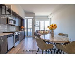 402 - 1 CARDIFF ROAD, Toronto, Ontario