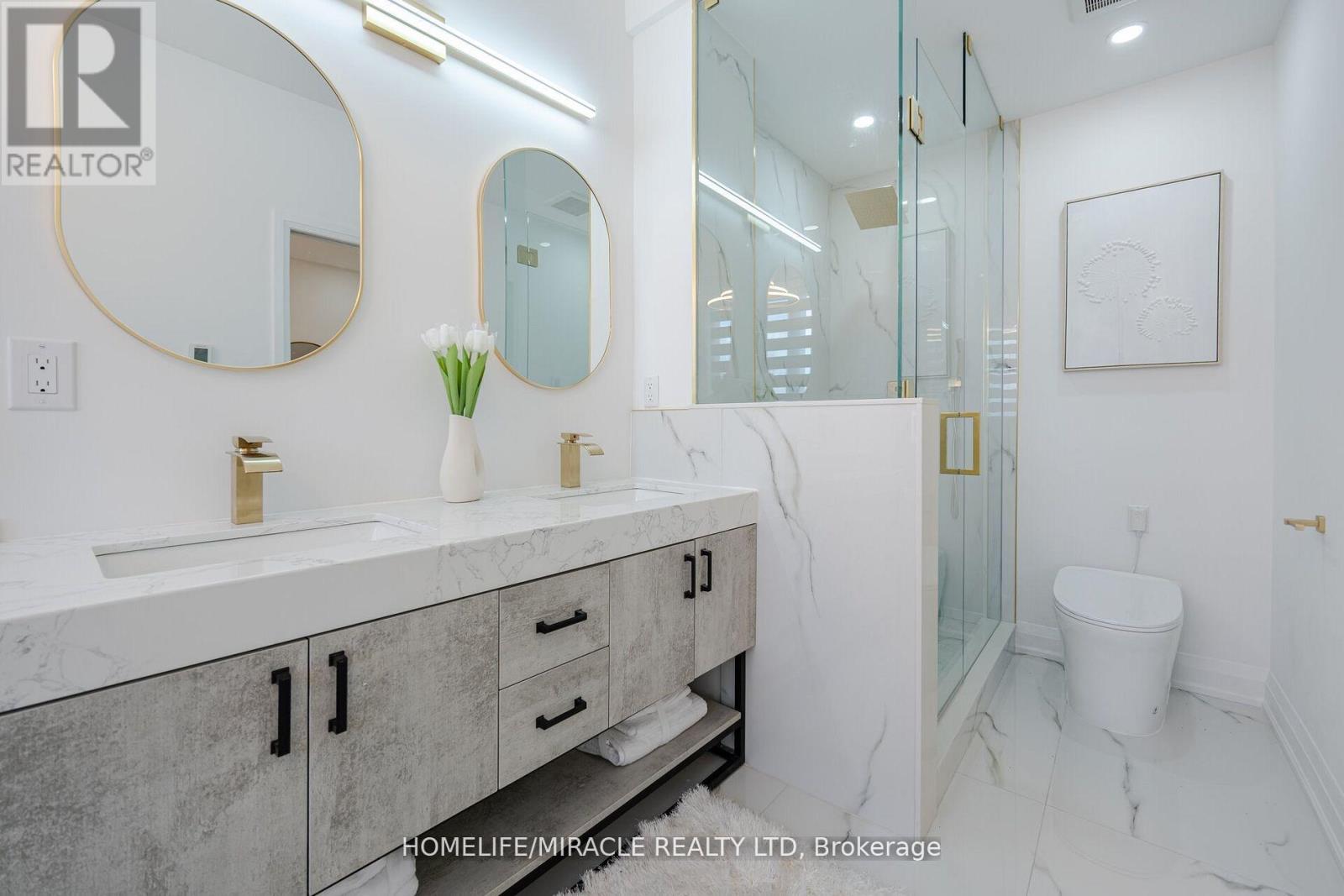 388 Oakwood Avenue, Toronto, Ontario  M6E 2W3 - Photo 12 - C12454755