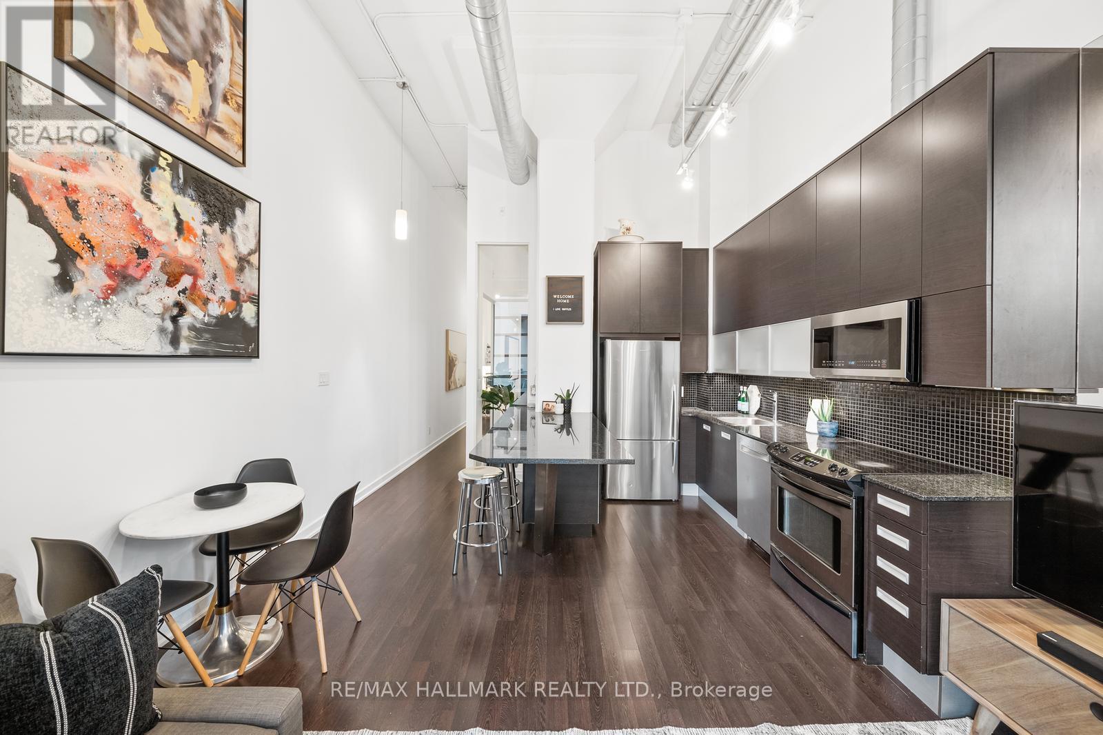 211 - 380 Macpherson Avenue, Toronto, Ontario  M4V 3E3 - Photo 11 - C12454757
