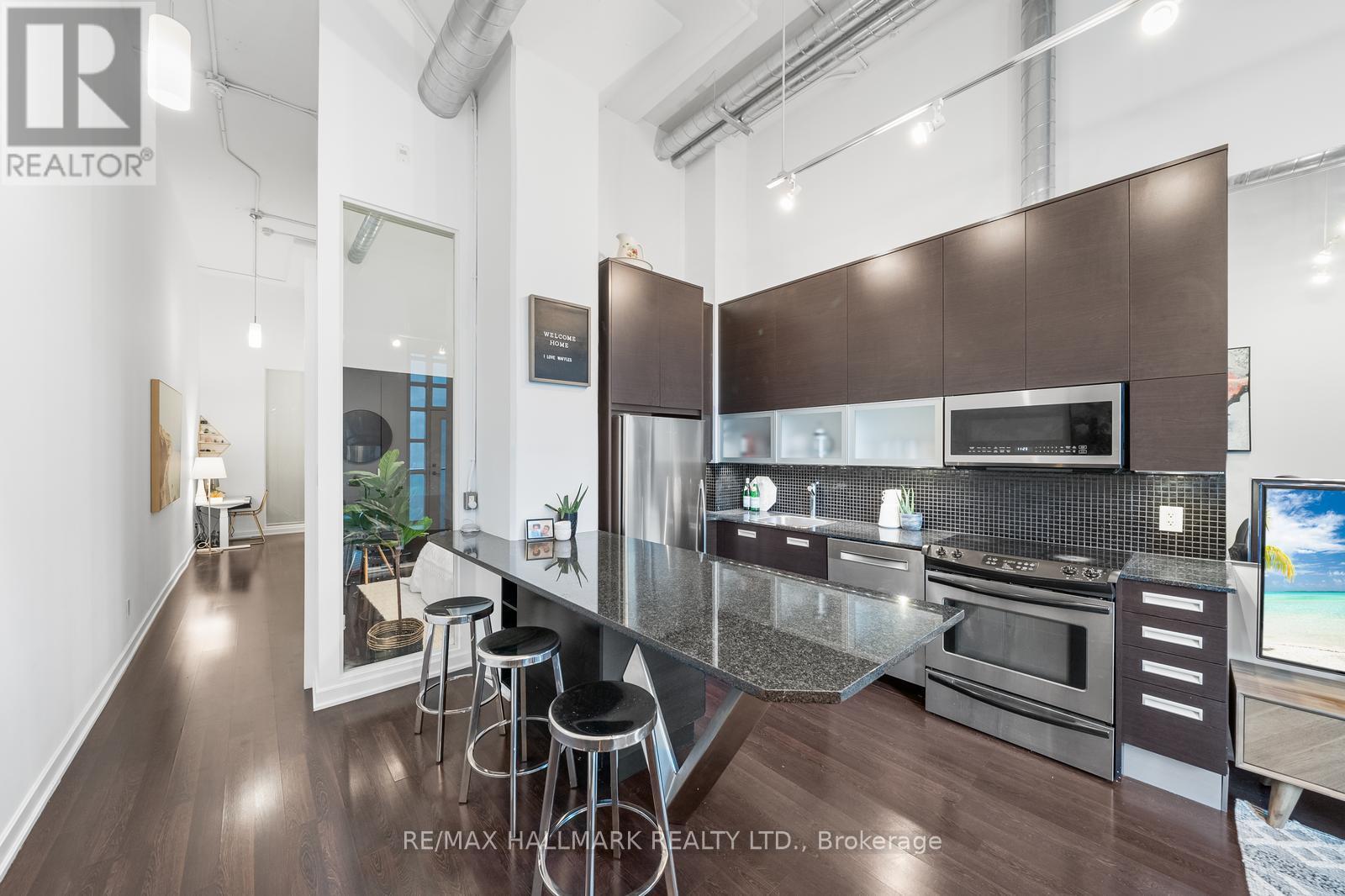 211 - 380 Macpherson Avenue, Toronto, Ontario  M4V 3E3 - Photo 12 - C12454757