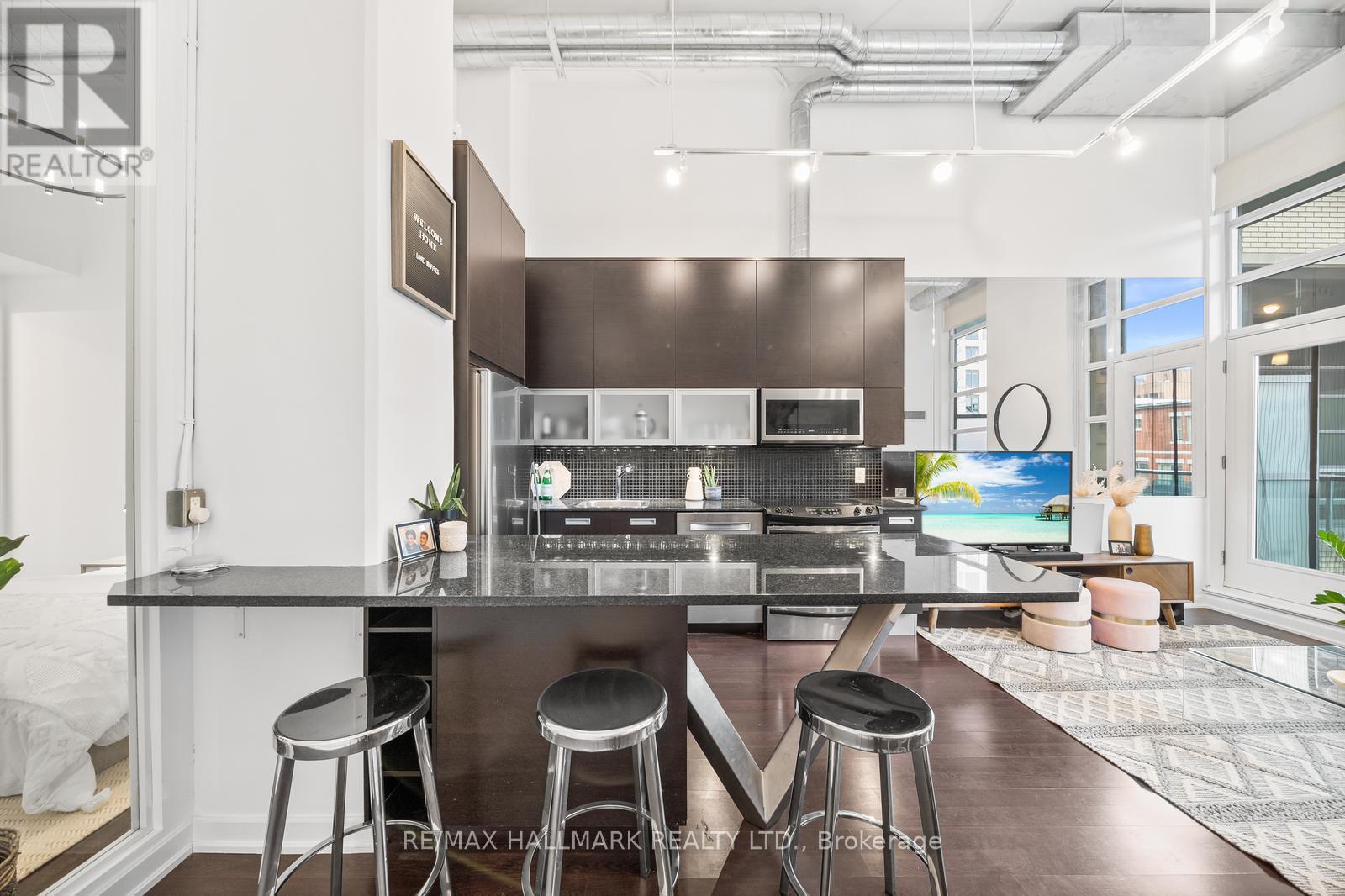 211 - 380 Macpherson Avenue, Toronto, Ontario  M4V 3E3 - Photo 13 - C12454757