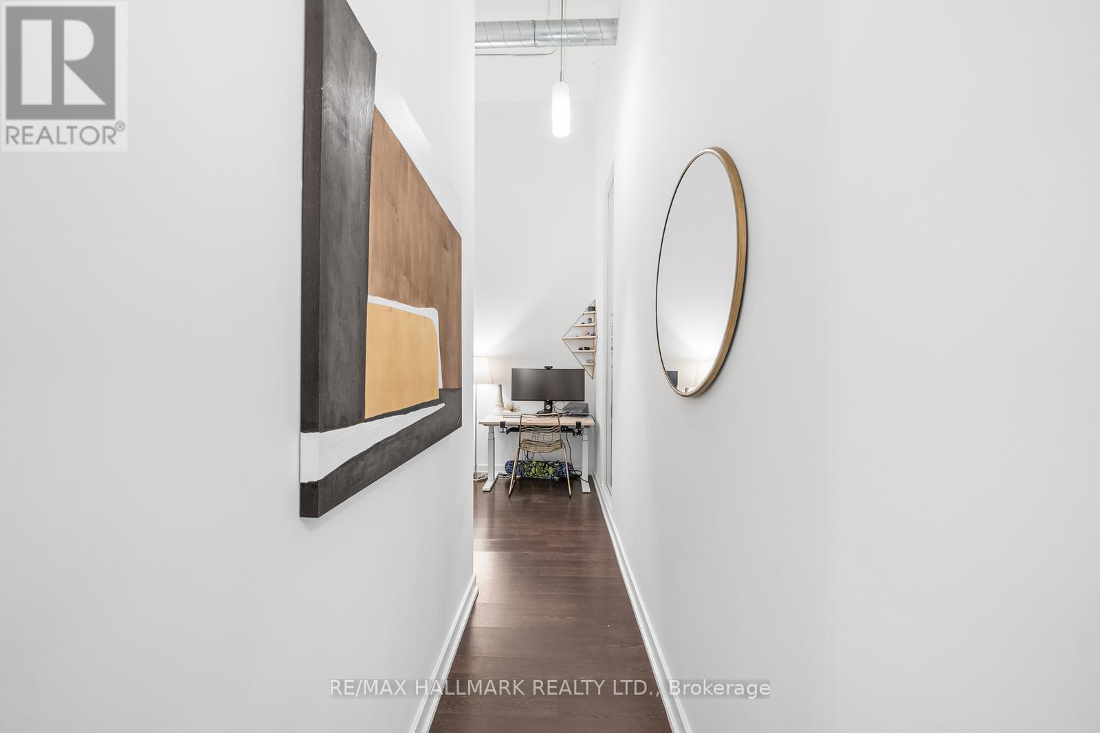 211 - 380 Macpherson Avenue, Toronto, Ontario  M4V 3E3 - Photo 6 - C12454757