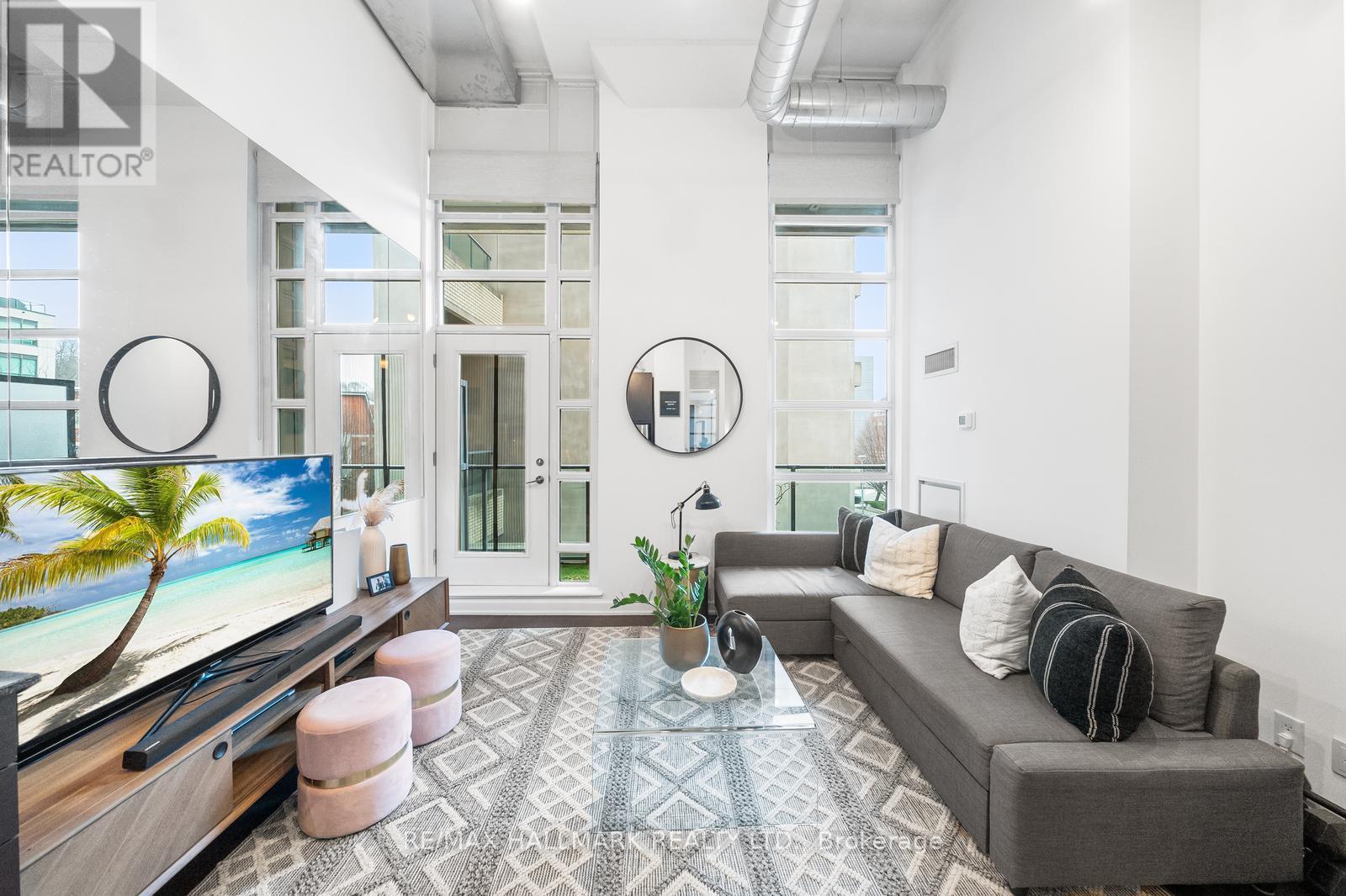211 - 380 Macpherson Avenue, Toronto, Ontario  M4V 3E3 - Photo 7 - C12454757