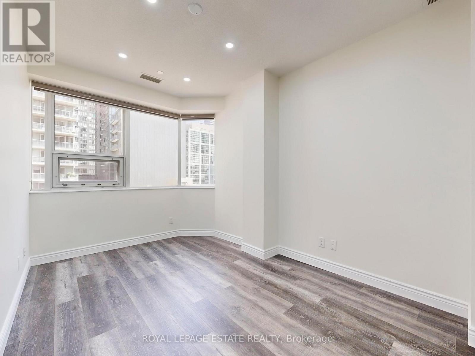 607 - 393 King Street W, Toronto, Ontario  M5V 3G8 - Photo 12 - C12454777