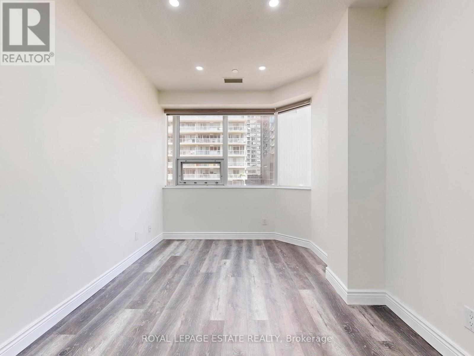 607 - 393 King Street W, Toronto, Ontario  M5V 3G8 - Photo 13 - C12454777