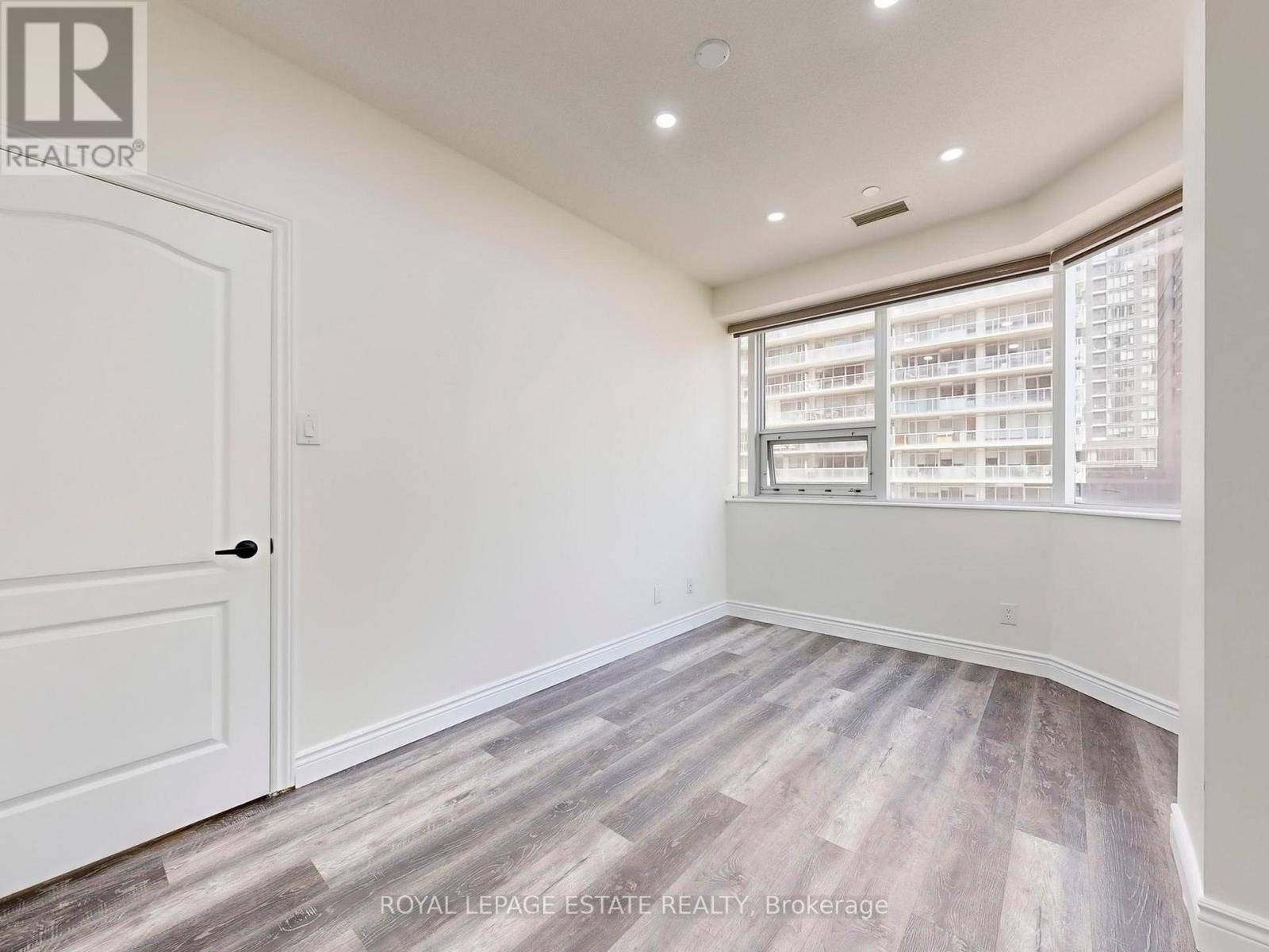 607 - 393 King Street W, Toronto, Ontario  M5V 3G8 - Photo 14 - C12454777
