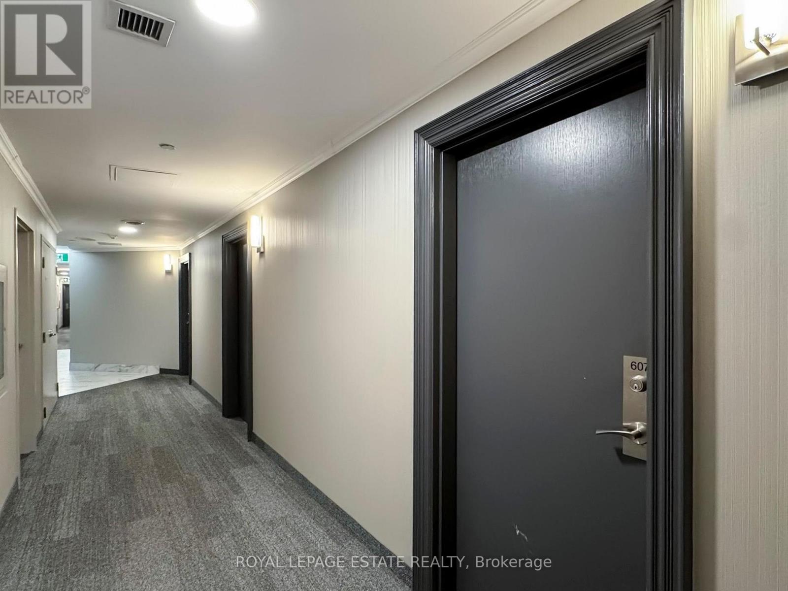 607 - 393 King Street W, Toronto, Ontario  M5V 3G8 - Photo 4 - C12454777