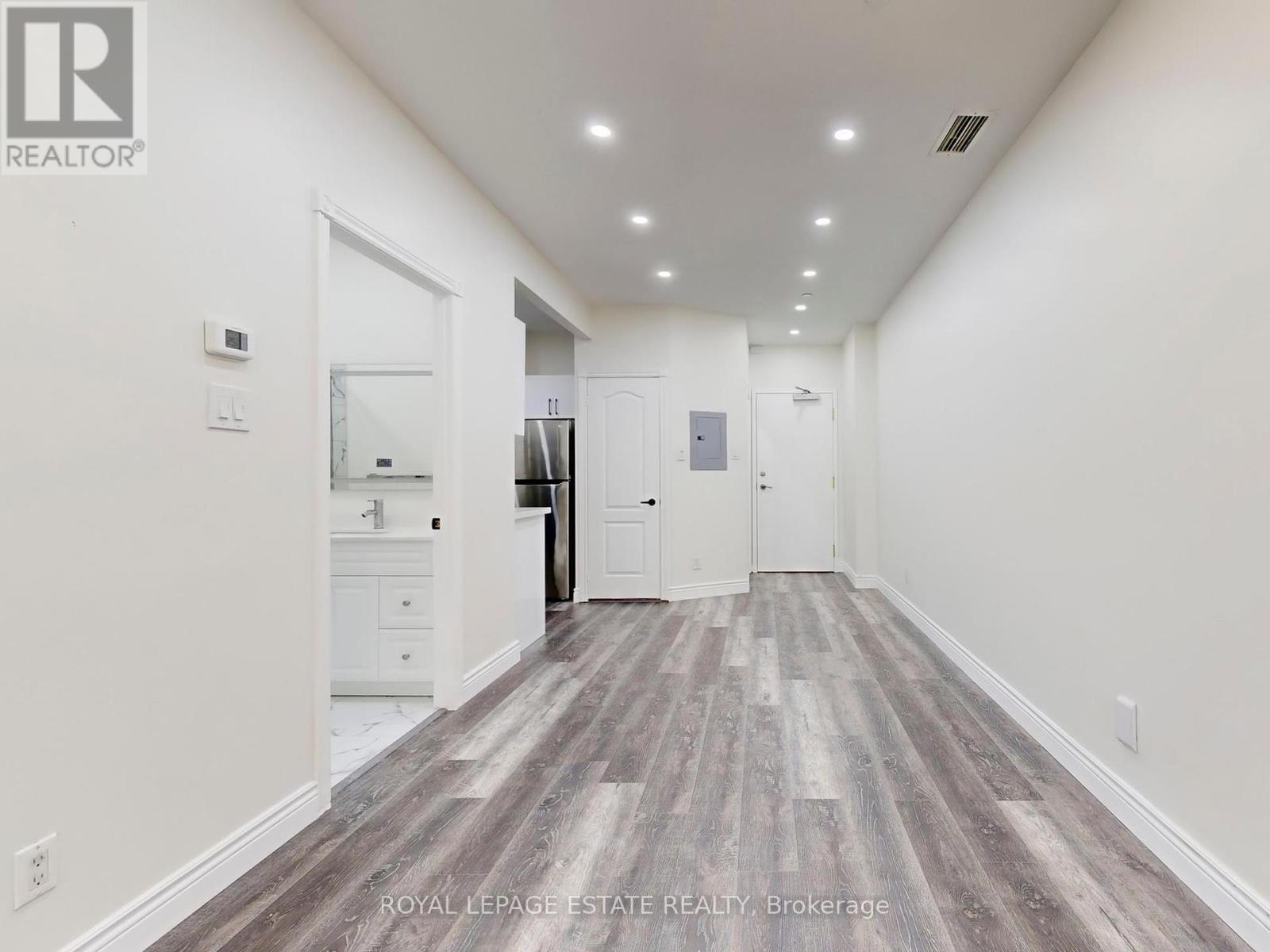 607 - 393 King Street W, Toronto, Ontario  M5V 3G8 - Photo 9 - C12454777