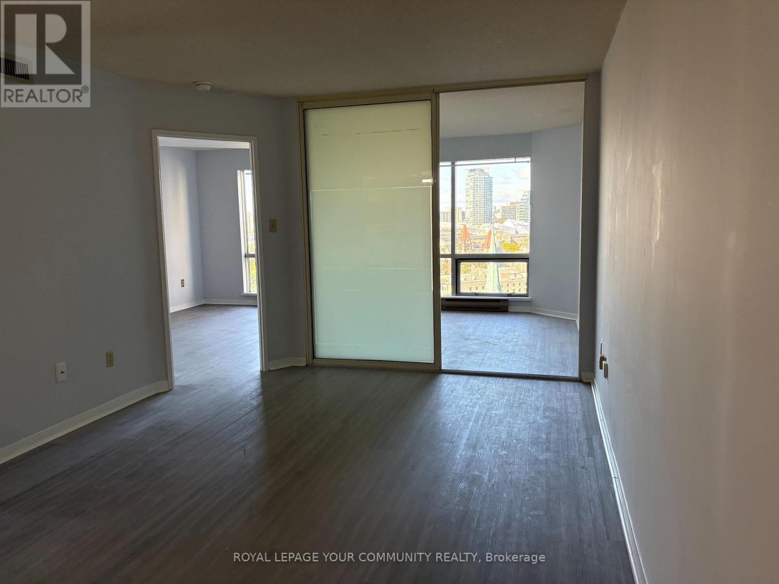 1802 - 1001 Bay Street, Toronto, Ontario  M5S 3A6 - Photo 9 - C12454780