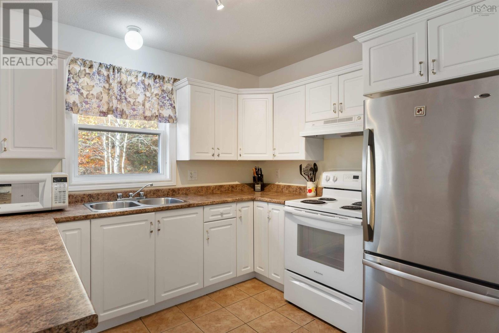 1119 Victoria Road, Aylesford, Nova Scotia  B0P 1C0 - Photo 7 - 202525526