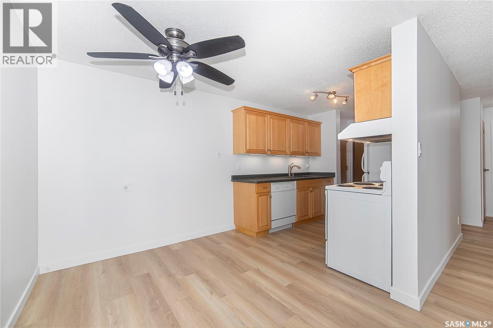 836 310 Stillwater Drive, Saskatoon, Saskatchewan  S7J 4H7 - Photo 12 - SK020443