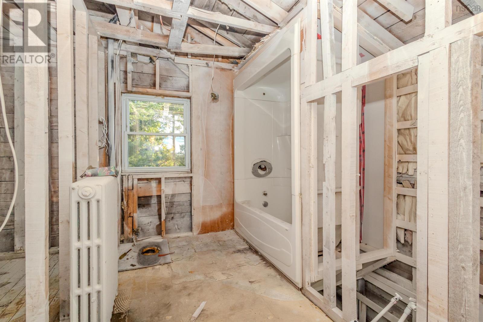 2193 Sydney Road, Reserve Mines, Nova Scotia  B1E 1J9 - Photo 16 - 202523657