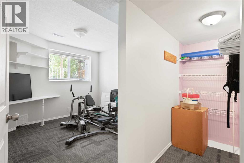 45 Mt Douglas Close Se, Calgary, Alberta  T2Z 3R8 - Photo 31 - A2256813
